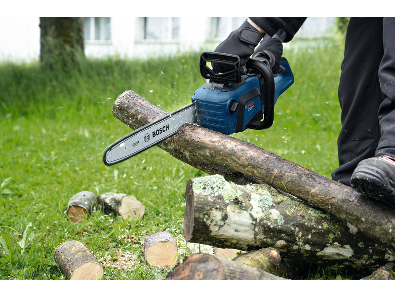 Akumulatorska verižna žaga Bosch GKE 18V-40, 06008D3001